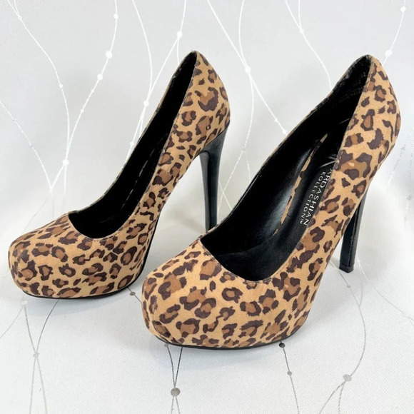 Kardashian Kollection Leopard Print Platform High Heels $80 - Picture 3 of 8